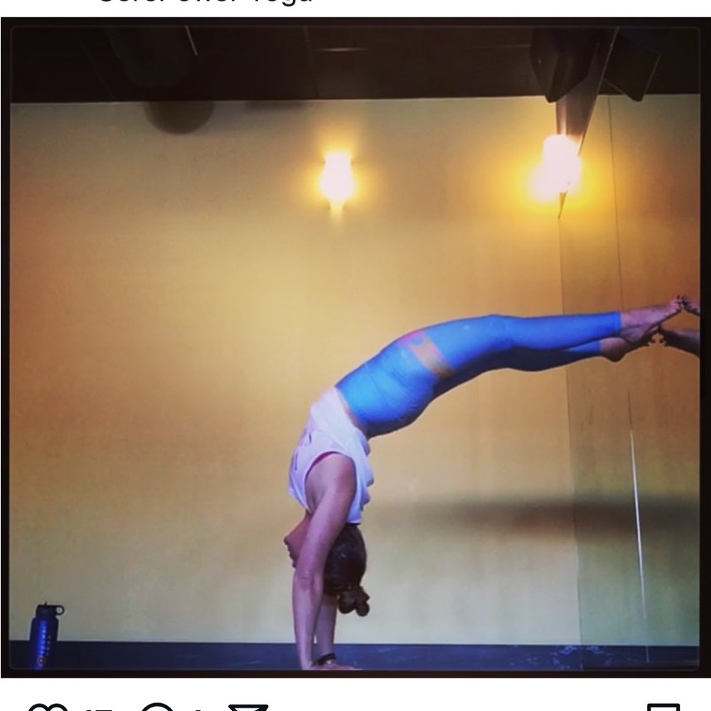 Teeki Blue Leggings with Pink Accents - Picture 7 of 7